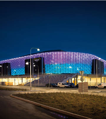 Εντυπωσιακή όψη που αλλάζει χρώματα στο Friends Arena, Σουηδία φωτισμένη από τη Philips