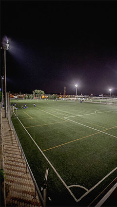 Αθλητικός χώρος στην Rivas, Ισπανία φωτισμένος από την Philips 