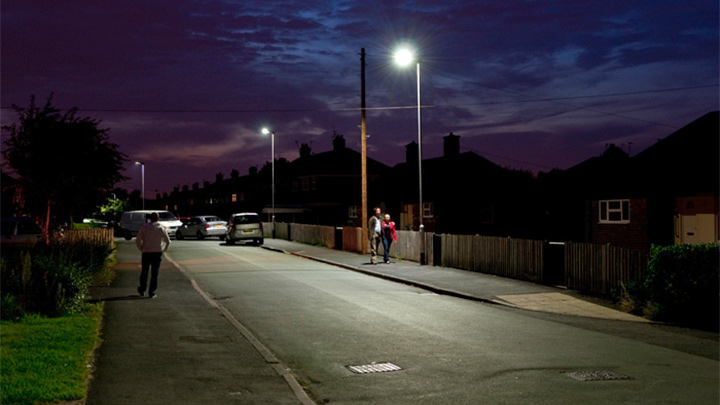 Σύστημα οδικού φωτισμού Philips φωτίζει αποτελεσματικά δρόμο στο Orford, Η.Β. 