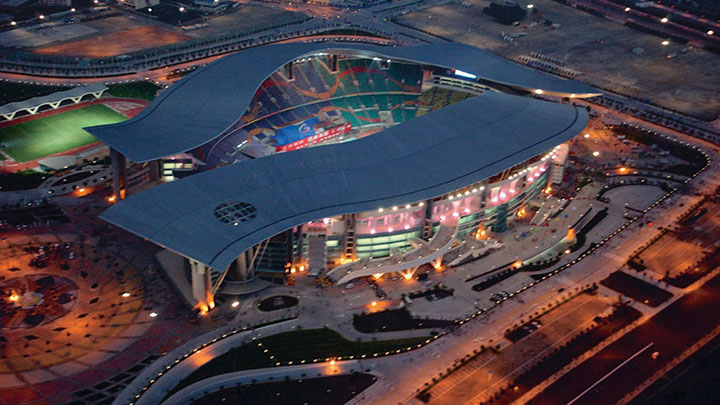Το Ολυμπιακό στάδιο Guangzhou φωτισμένο με προϊόντα φωτισμού Philips