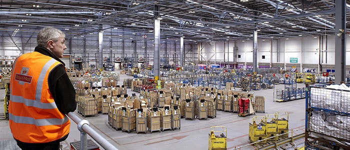 Αποθήκη φωτισμένη από την Philips Lighting